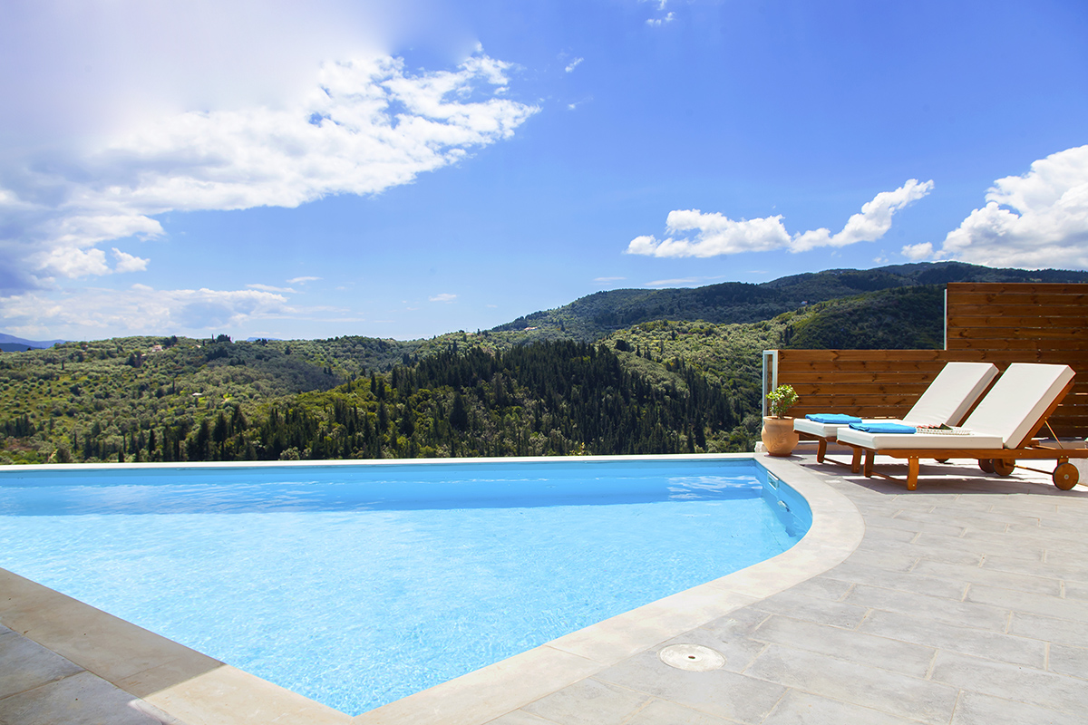 villa-alba-apolpena-lefkada-greece-infinity-pool-with-sunbeds-cover-photo