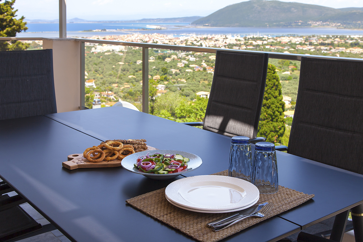 villa-alba-apolpena-lefkas-island-lefkada-outdoor-dining